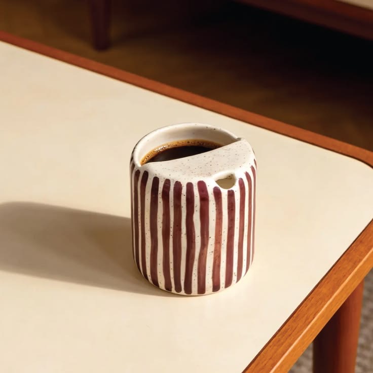 Cocoa Stripe Slit Cup